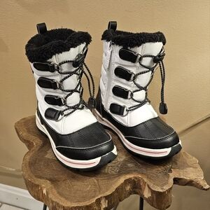 Khombu insulated winter boot